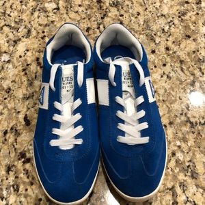 Men’s Guess shoes size 9